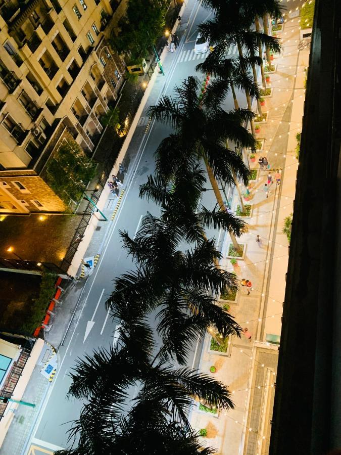 Two Palm Tree Villas Condominium - Studio 8Th Fl With Balcony - Across Terminal 3 Airport Pasay Exterior photo